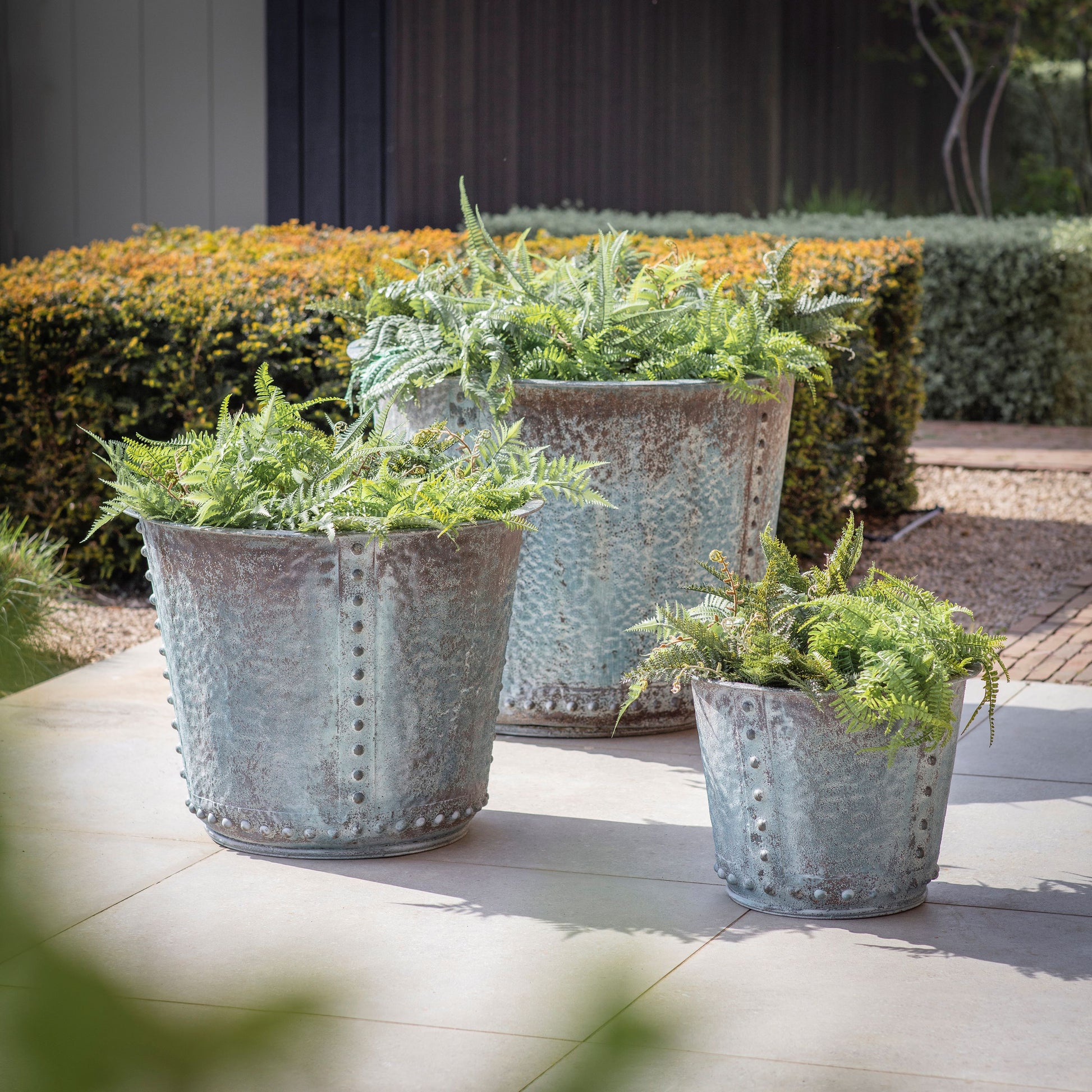 Yarnton Set of 3 Weathered Iron Planters