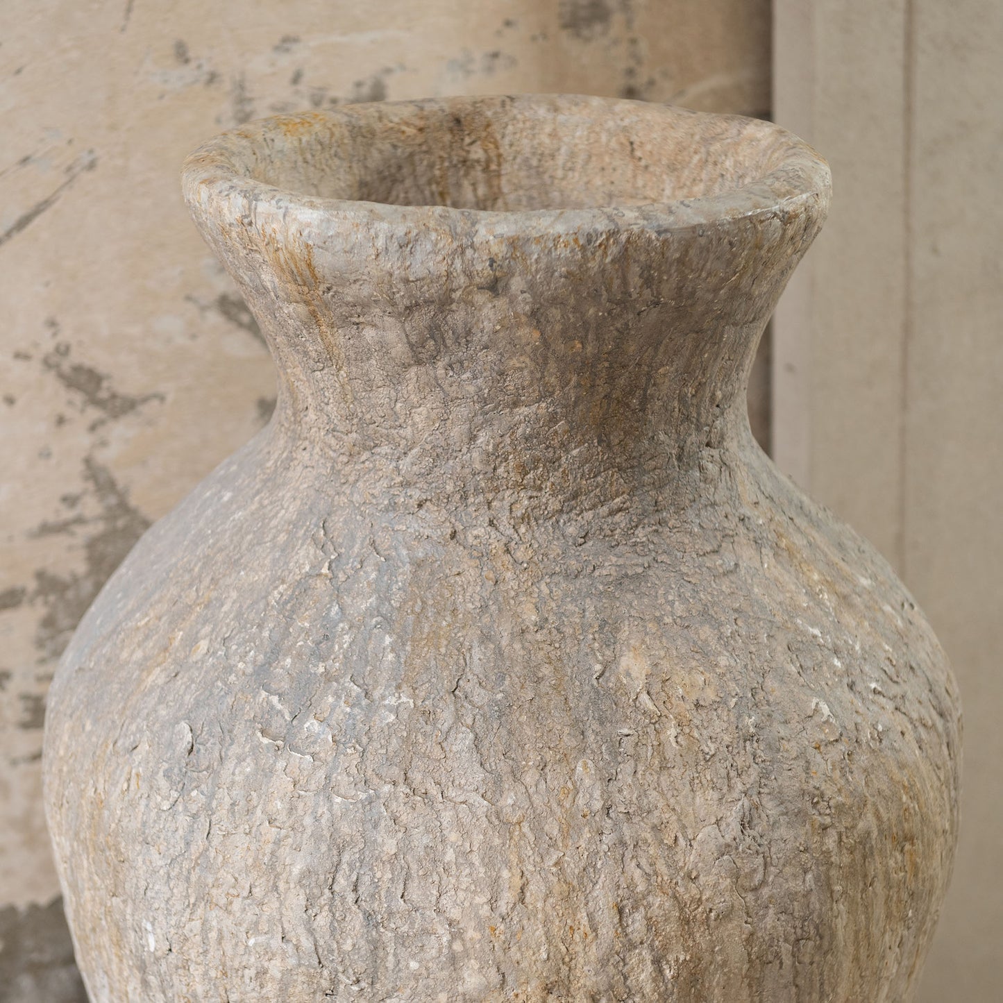 Yarnton Oversized Resin Urn