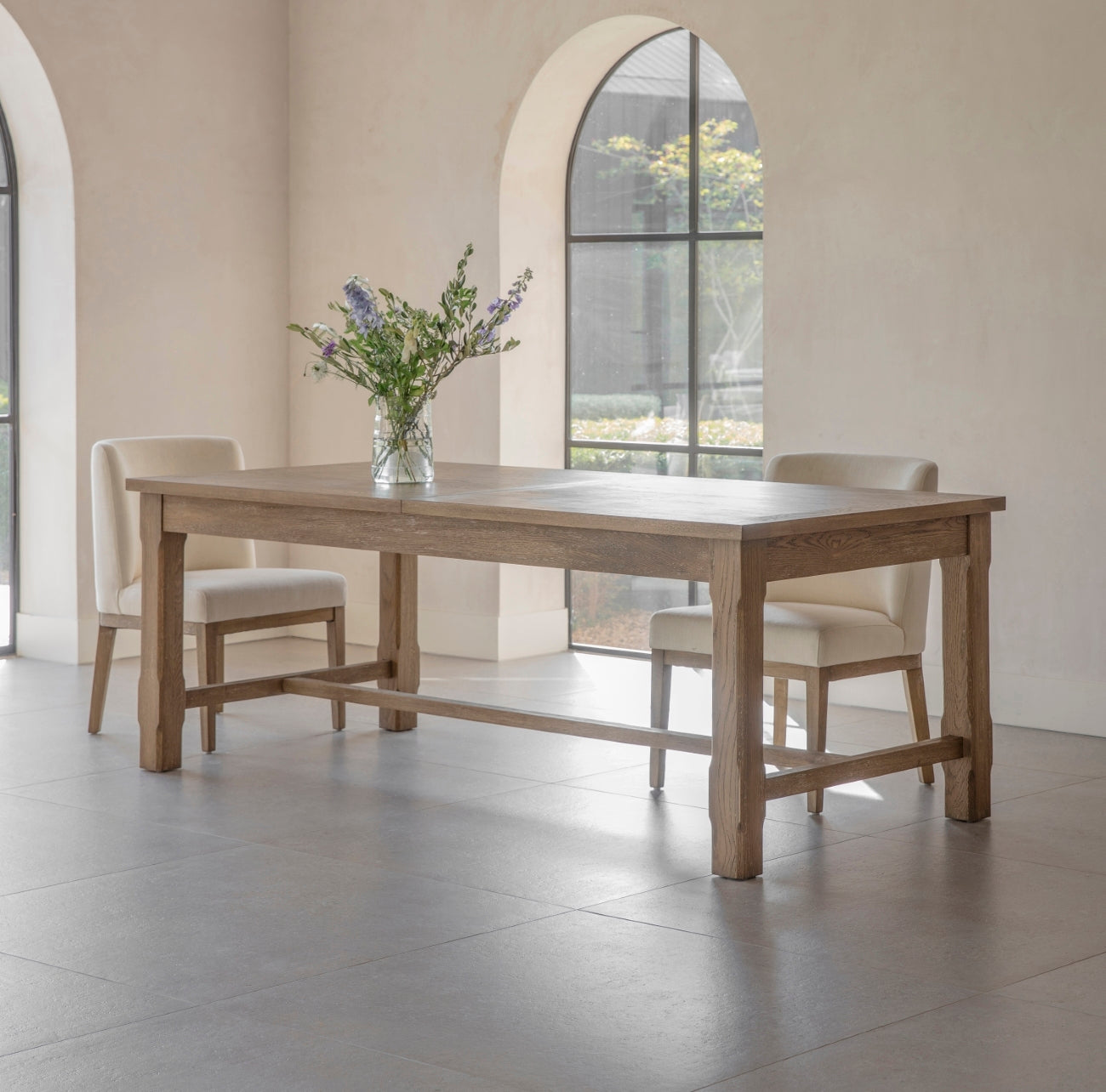 St James 210-310 cm Extending Dining Table