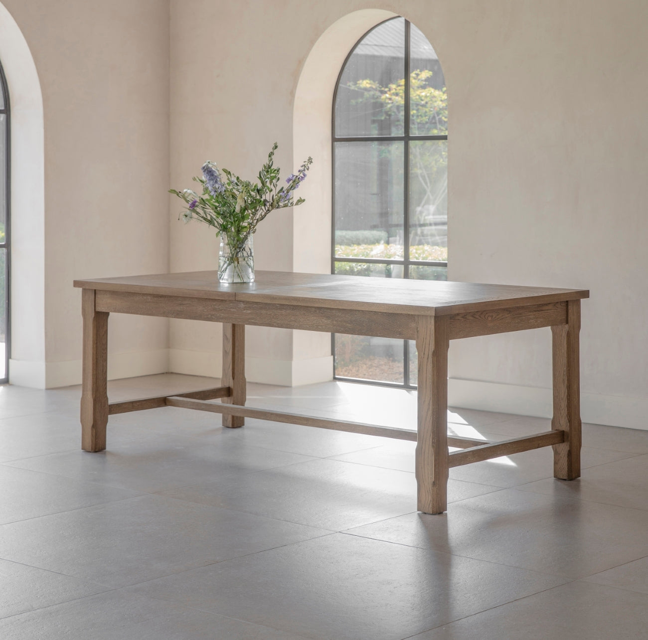 St James 210-310 cm Extending Dining Table