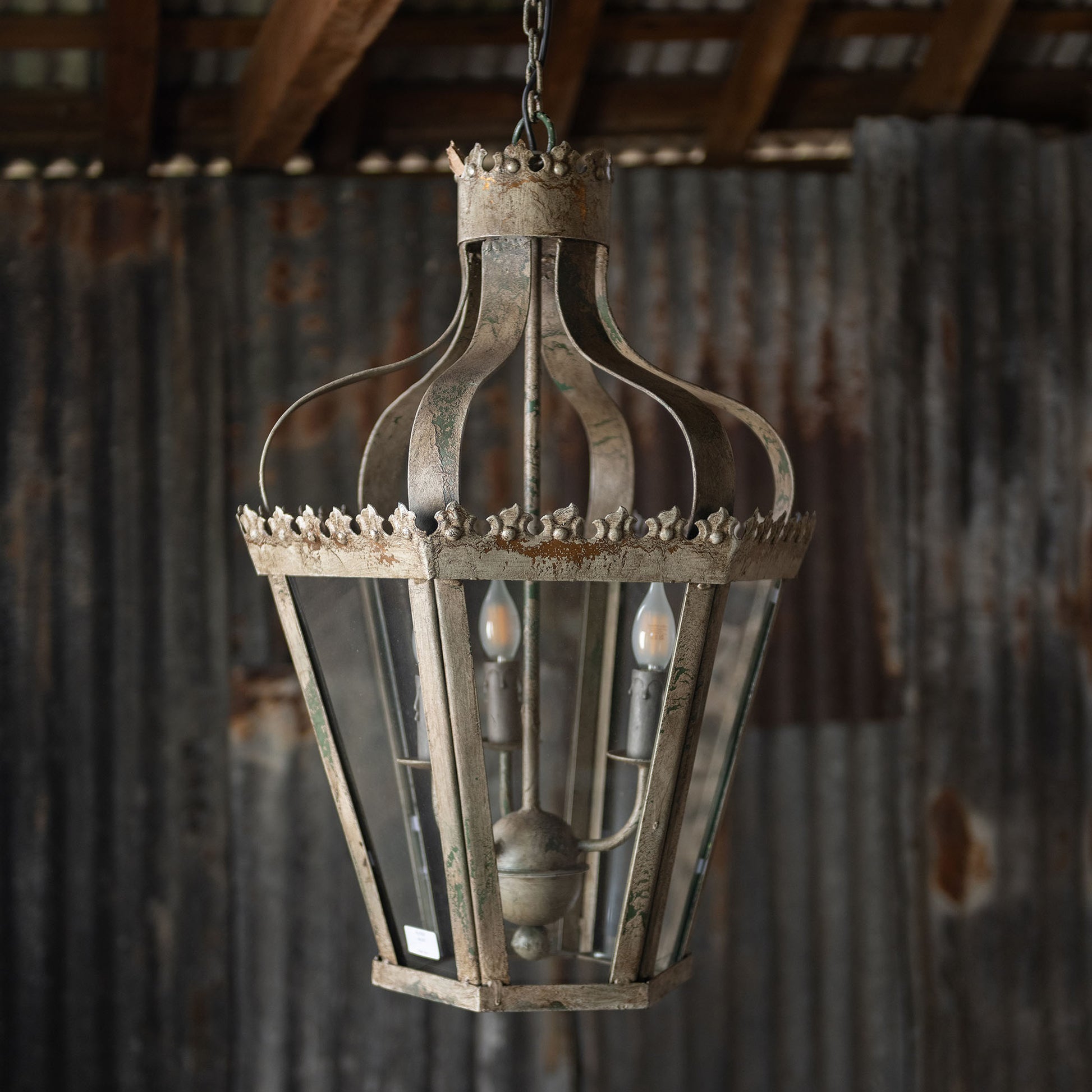 3 Bulb Iron Pendant