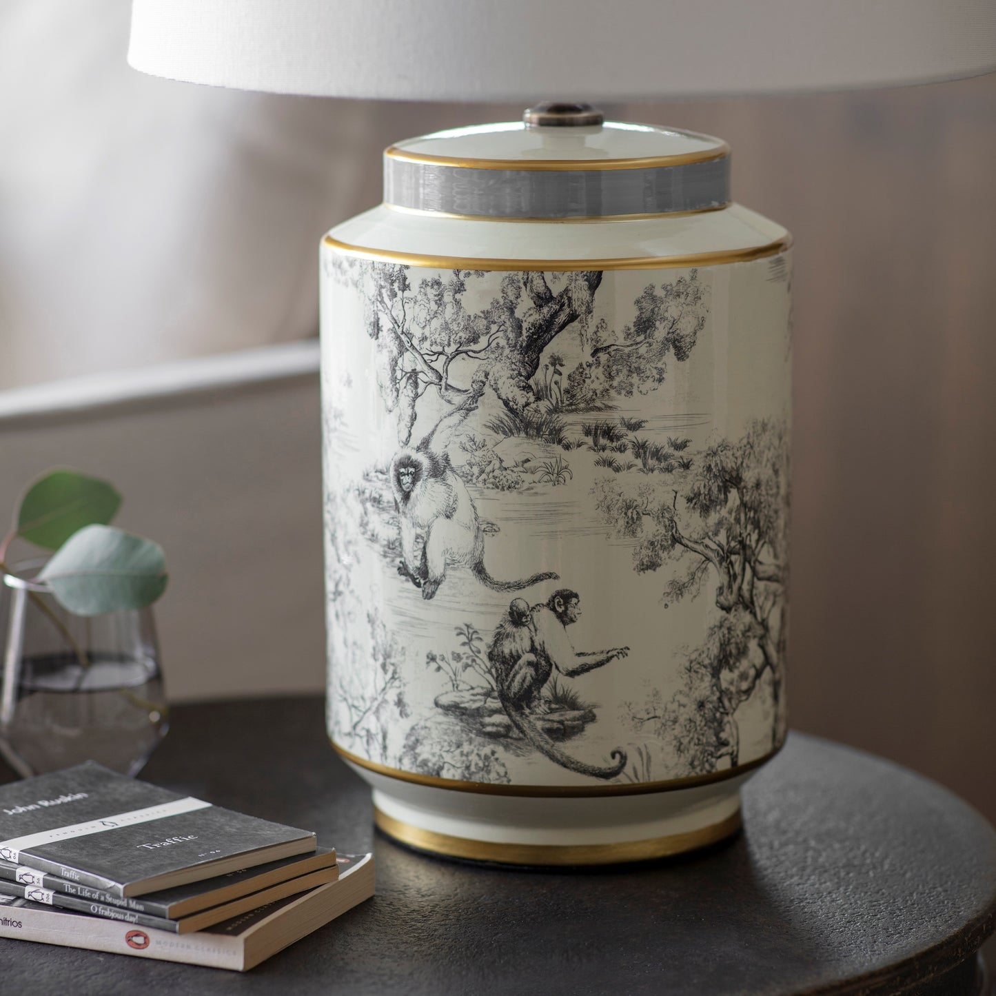 Wellow Toile Table Lamp