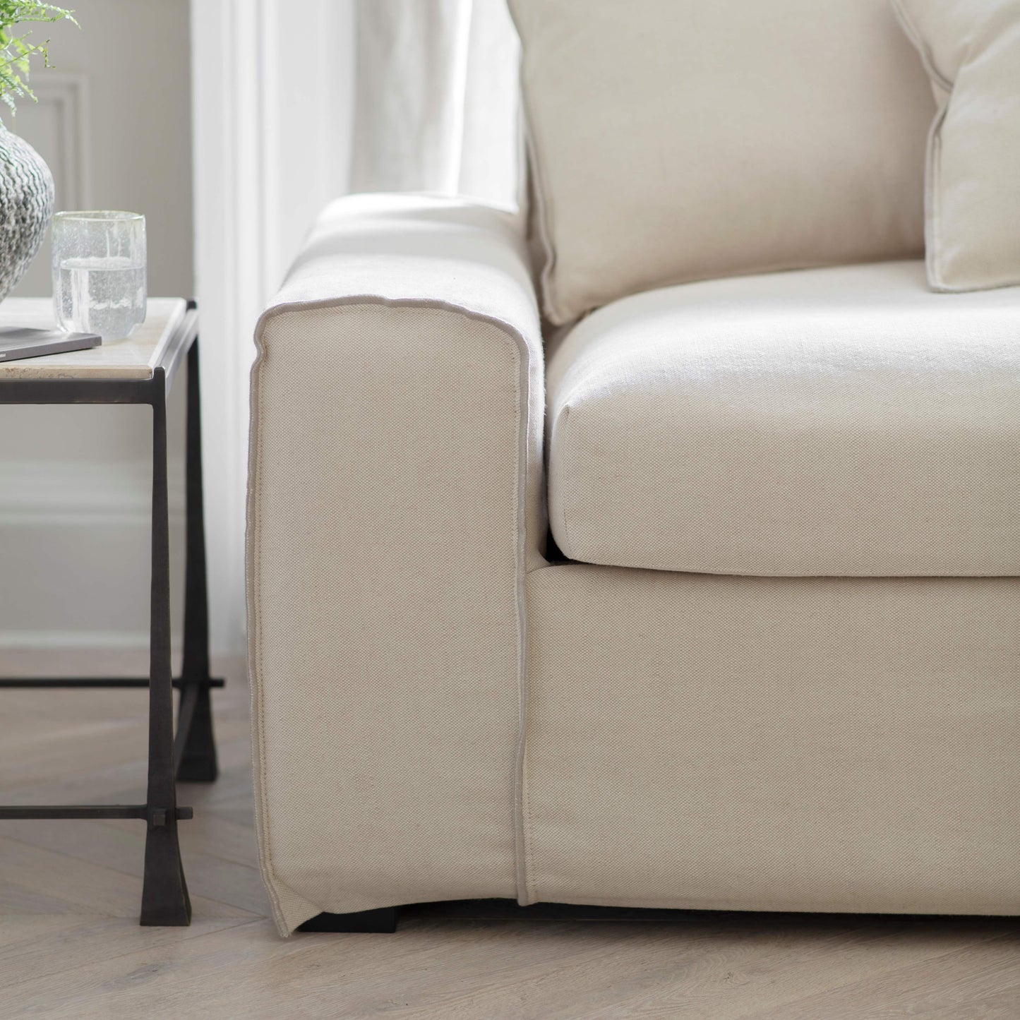 Aldbury Oatmeal Scatter Back Chaise Sofa