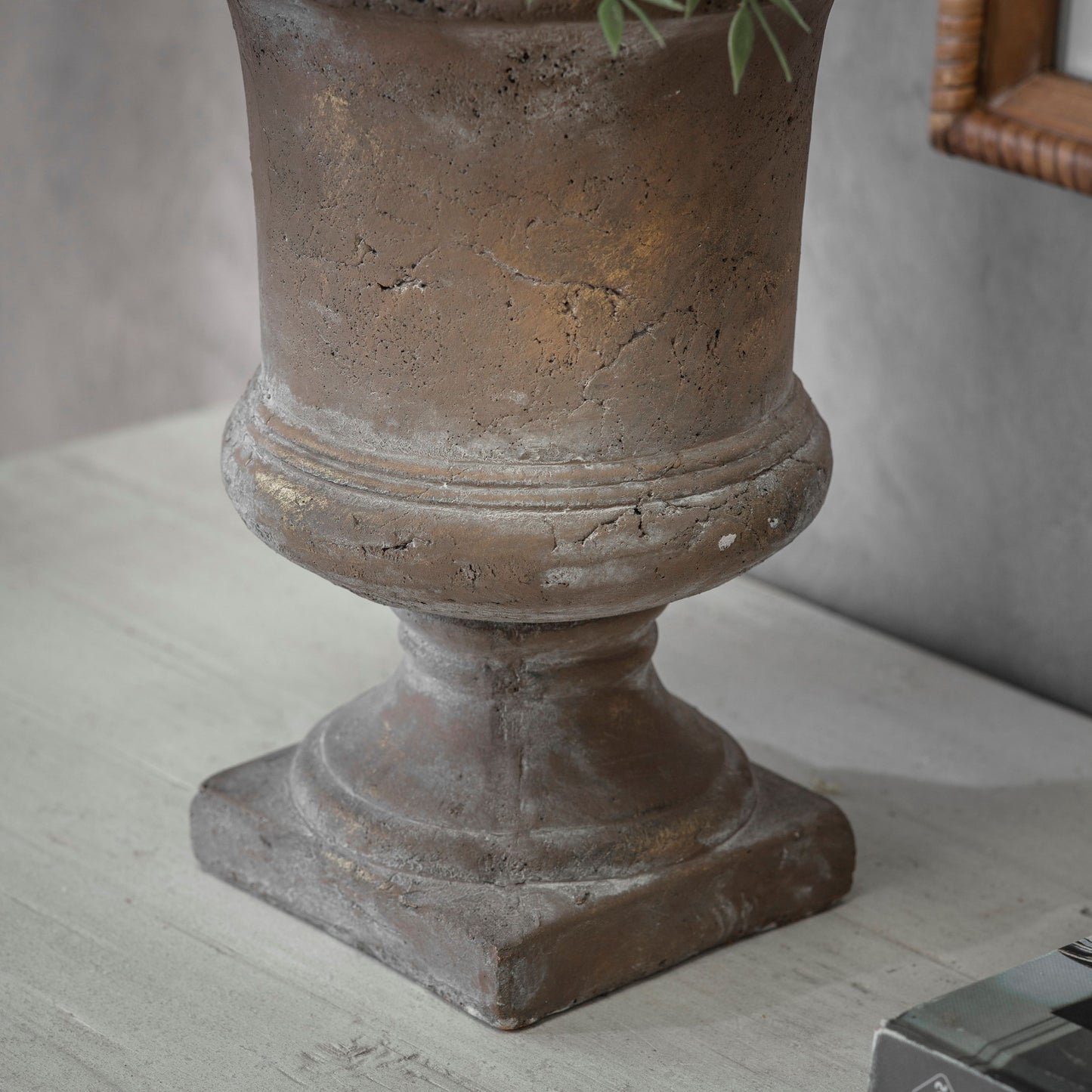 Baybridge Stone Planter