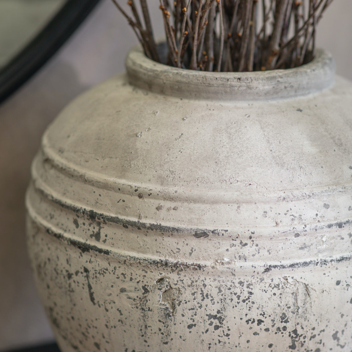 Birkdale Stone Rounded Pot