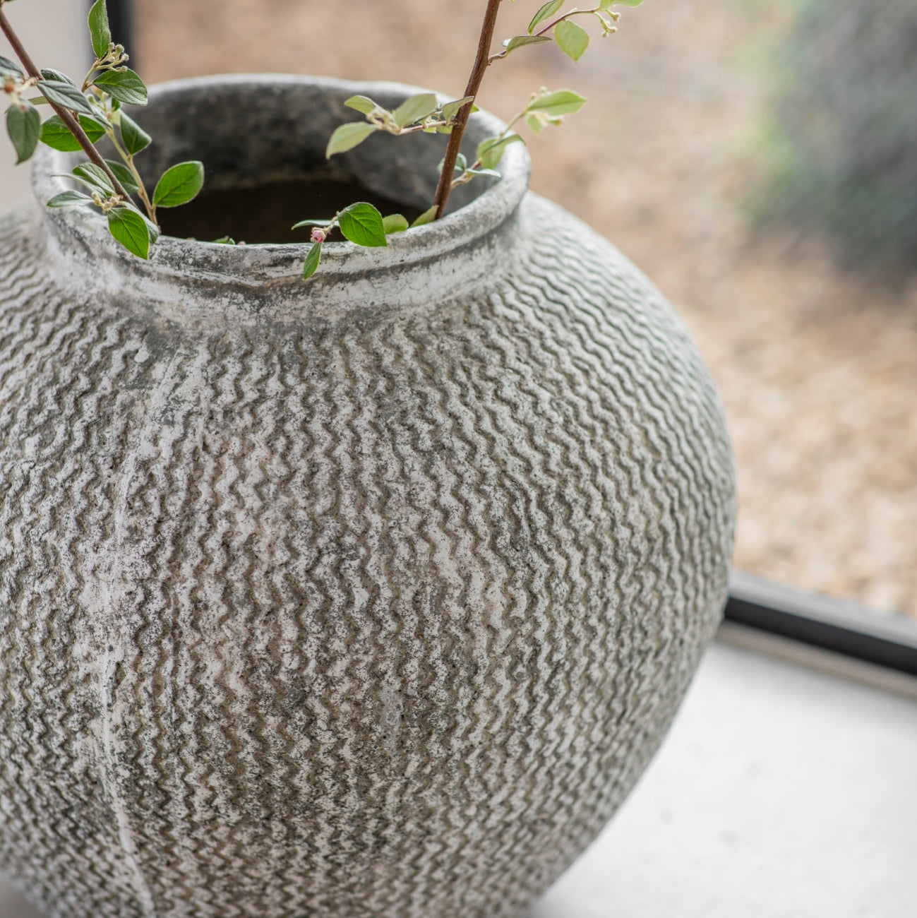 Aldbury Rounded Stone Vase