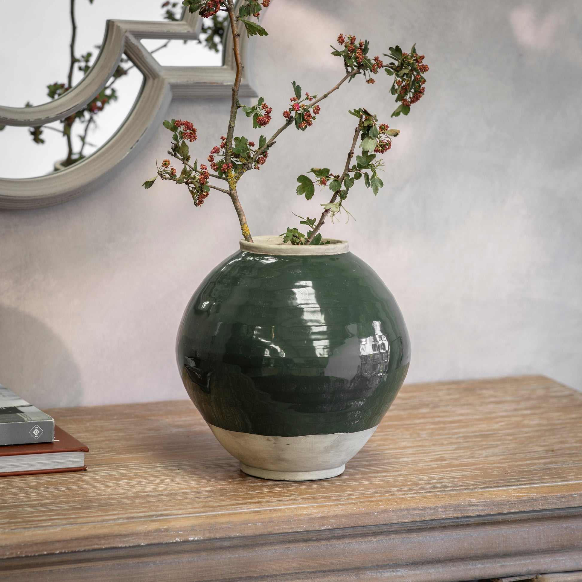 Carlingford Rounded Green Urn