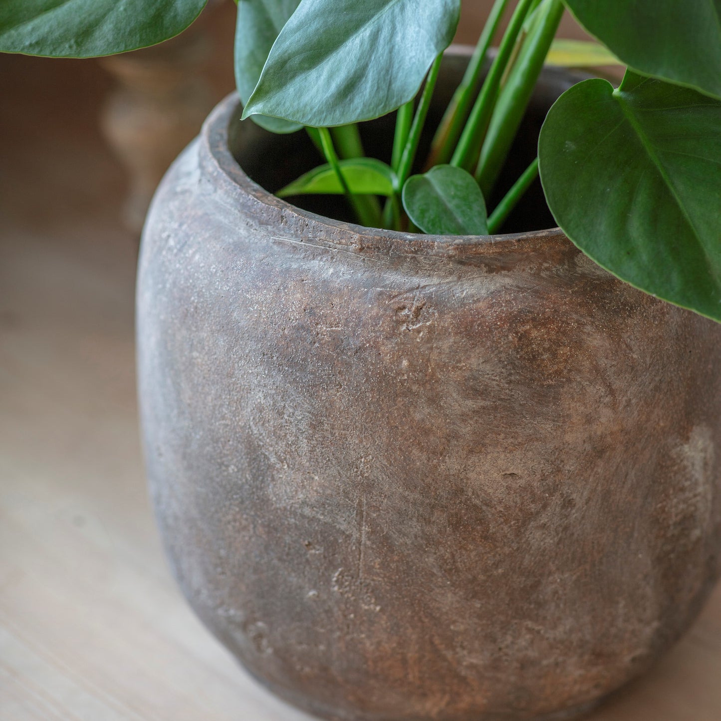 Lockton Large Planter