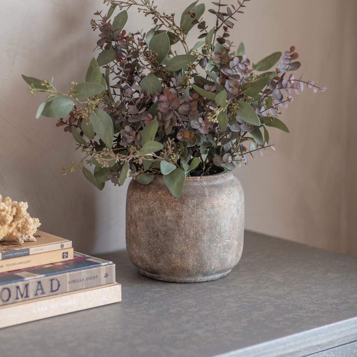 Lockton Small Planter