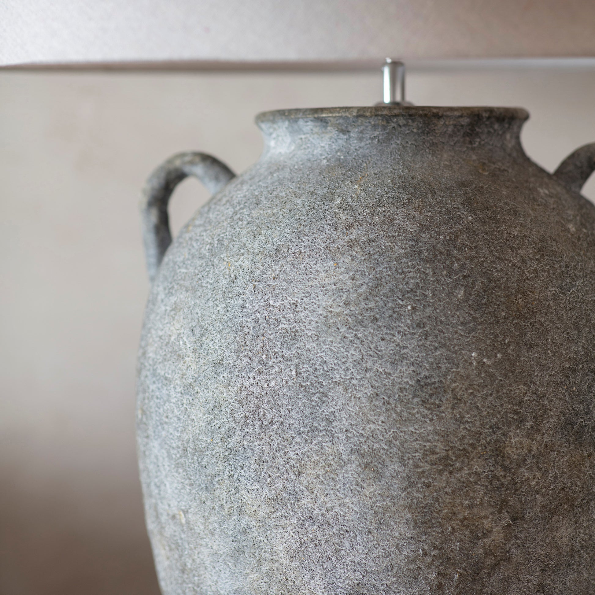 Bradwell Urn Table Lamp