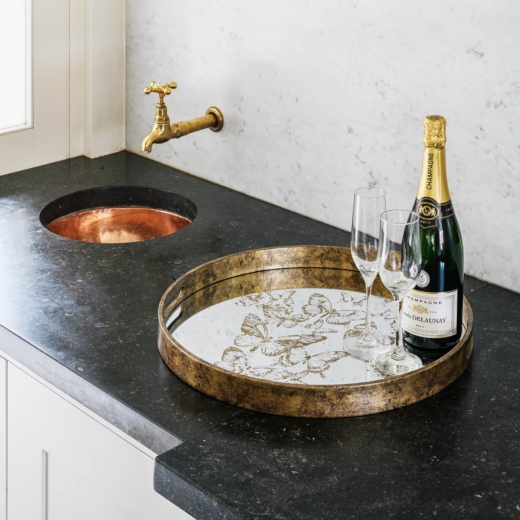 Waltham Round Mirrored Butterfly Tray