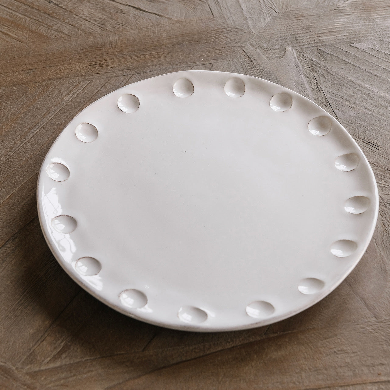 Civ'ita Antique White Glazed Dinner Plate