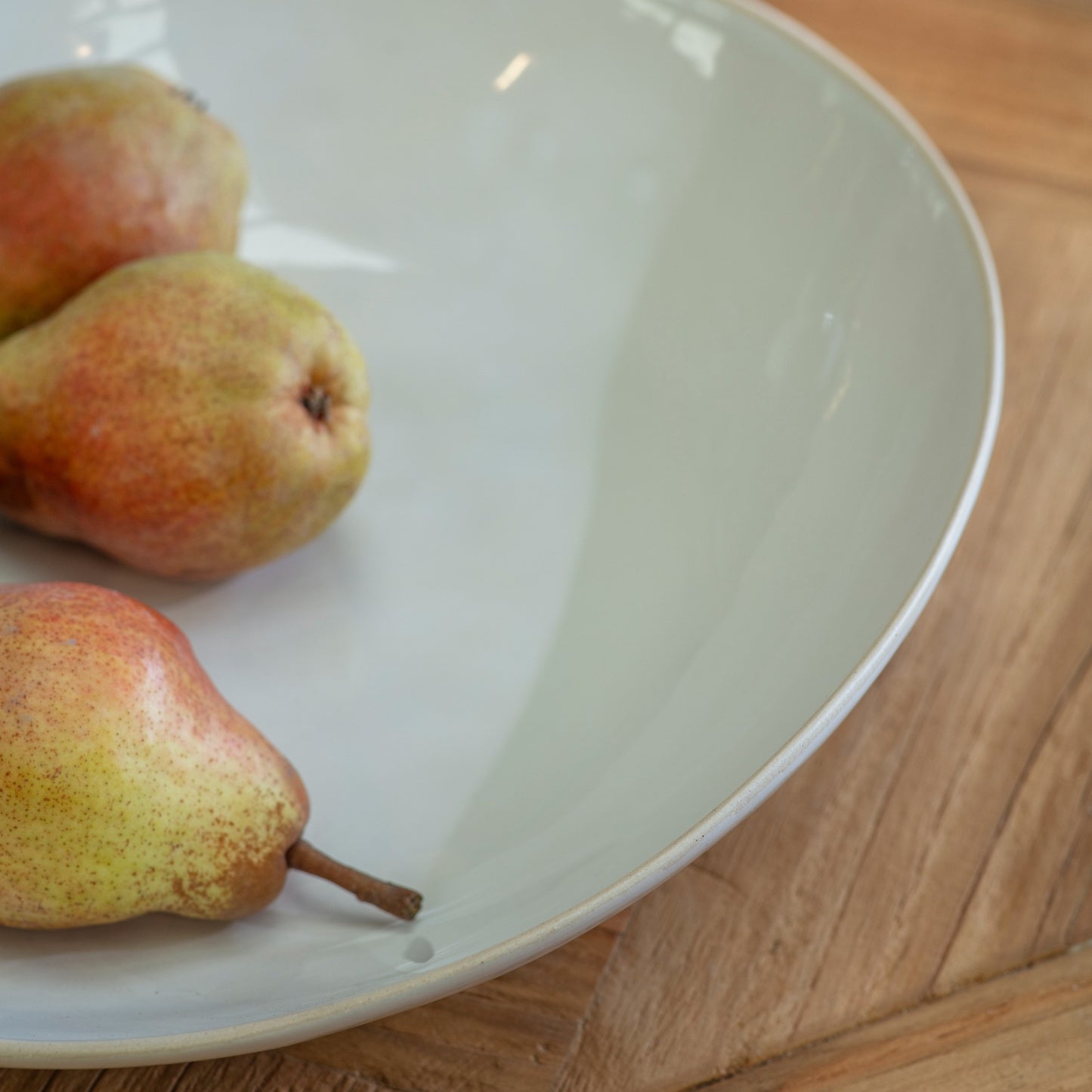 Wonki Ware Beach Sand Large Salad Bowl White