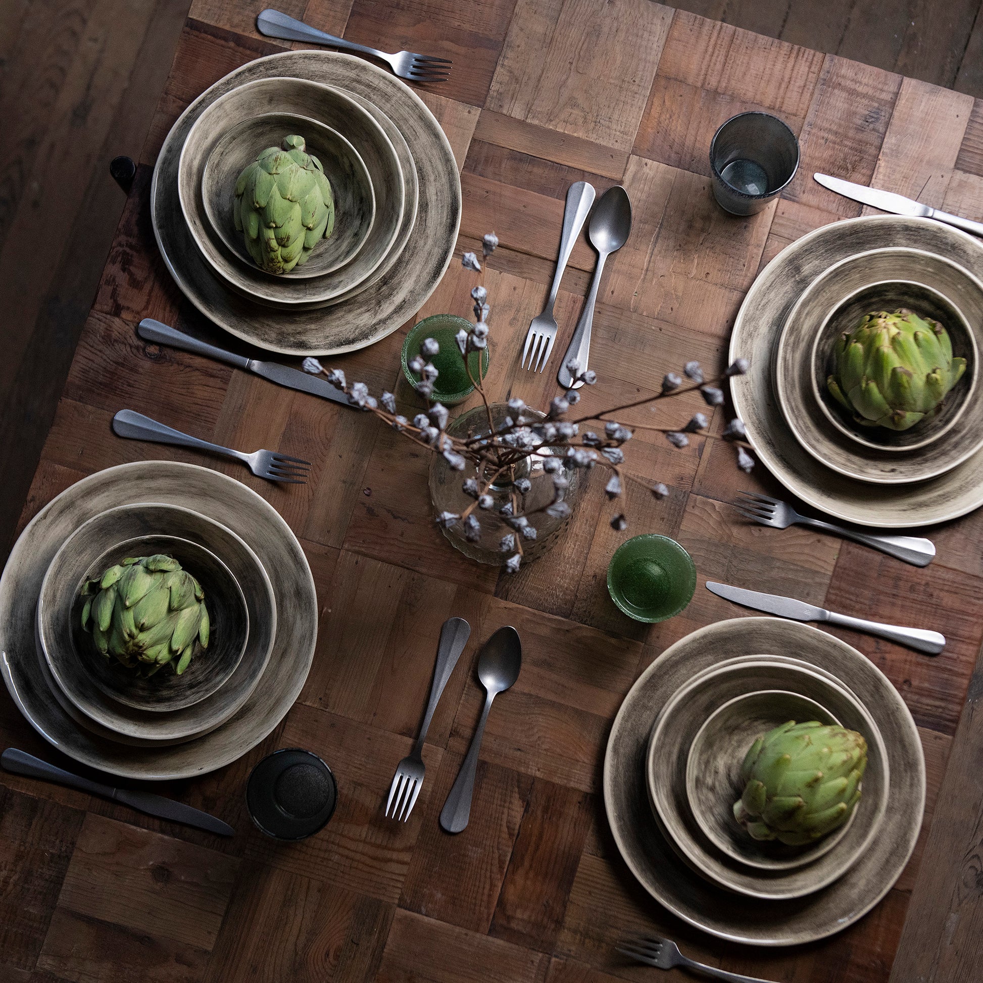 Wonki Ware 16 Piece Plain Wash Dinner Service Black