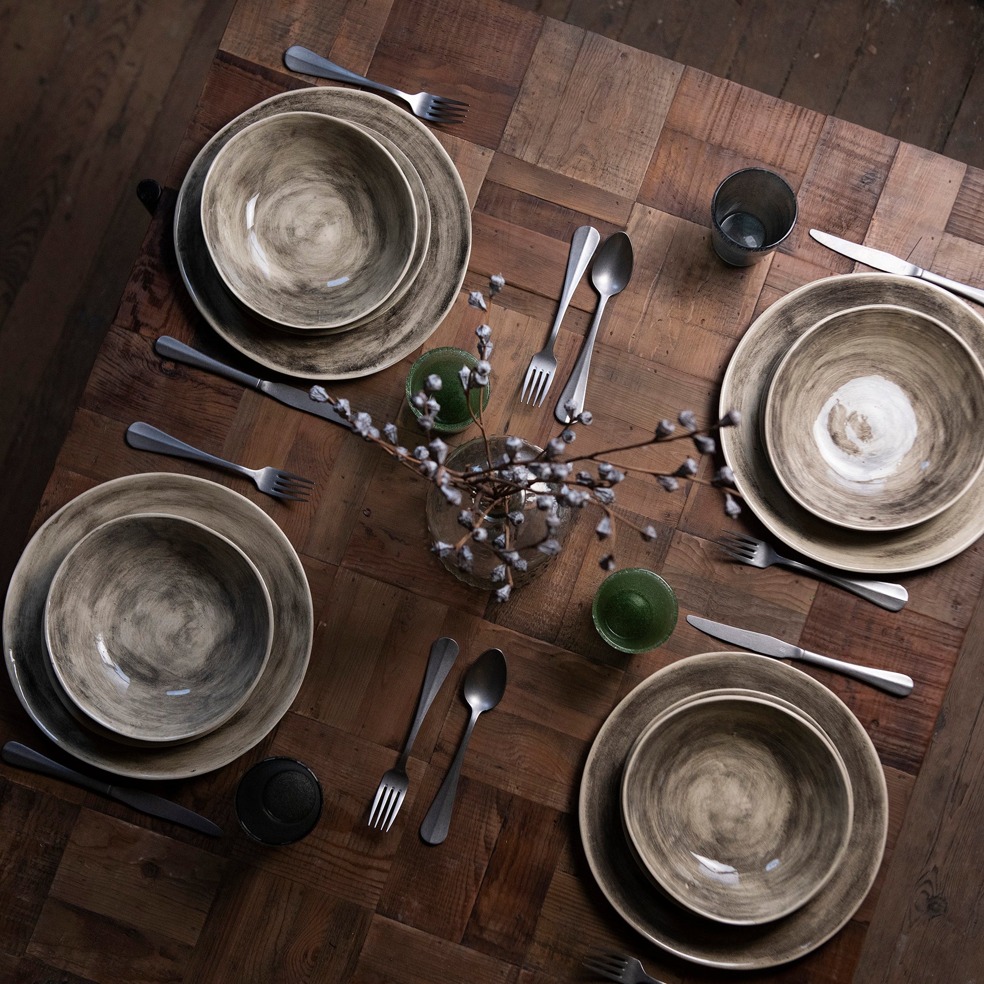 Wonki Ware 16 Piece Plain Wash Dinner Service Black