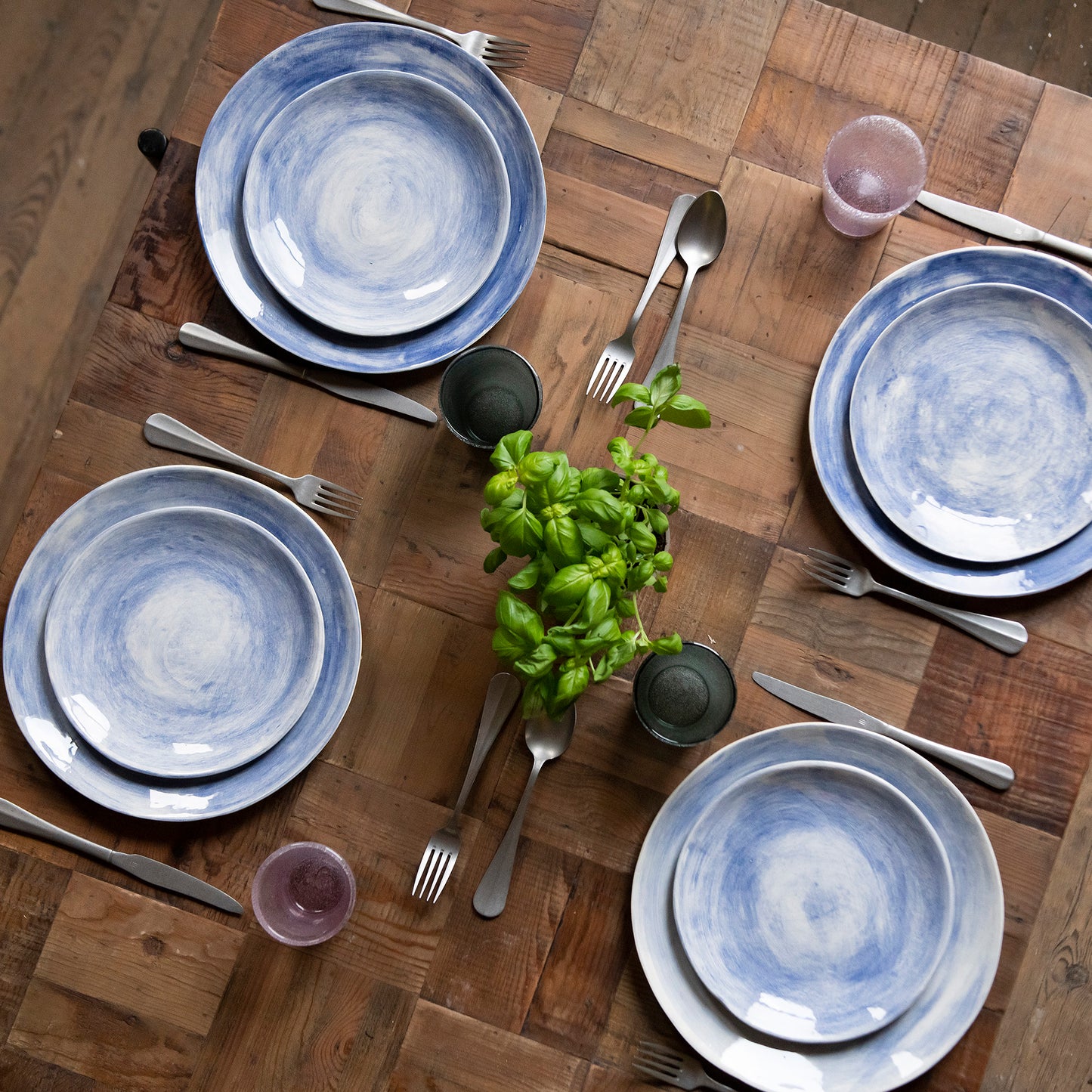 Wonki Ware 16 Piece Plain Wash Dinner Service Blue