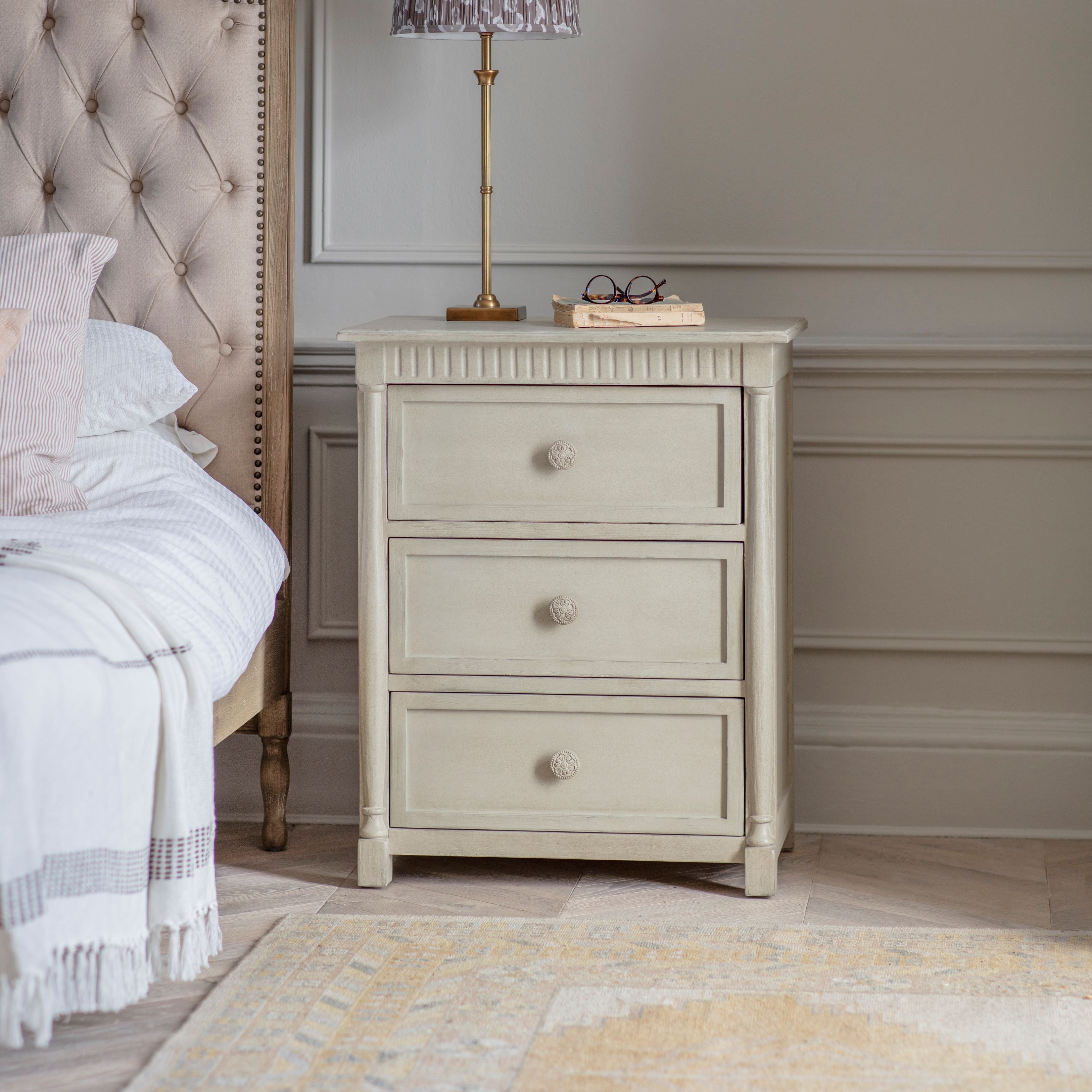Loumarin Small Chest of 3 Drawers