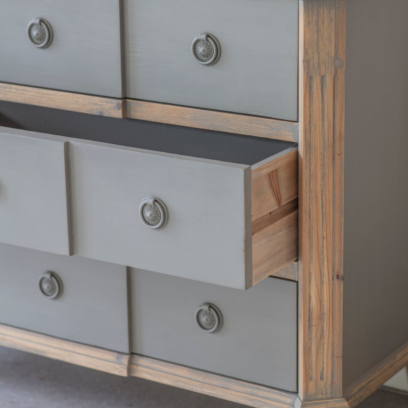 Loumarin Large Grey Chest of 3 Drawers
