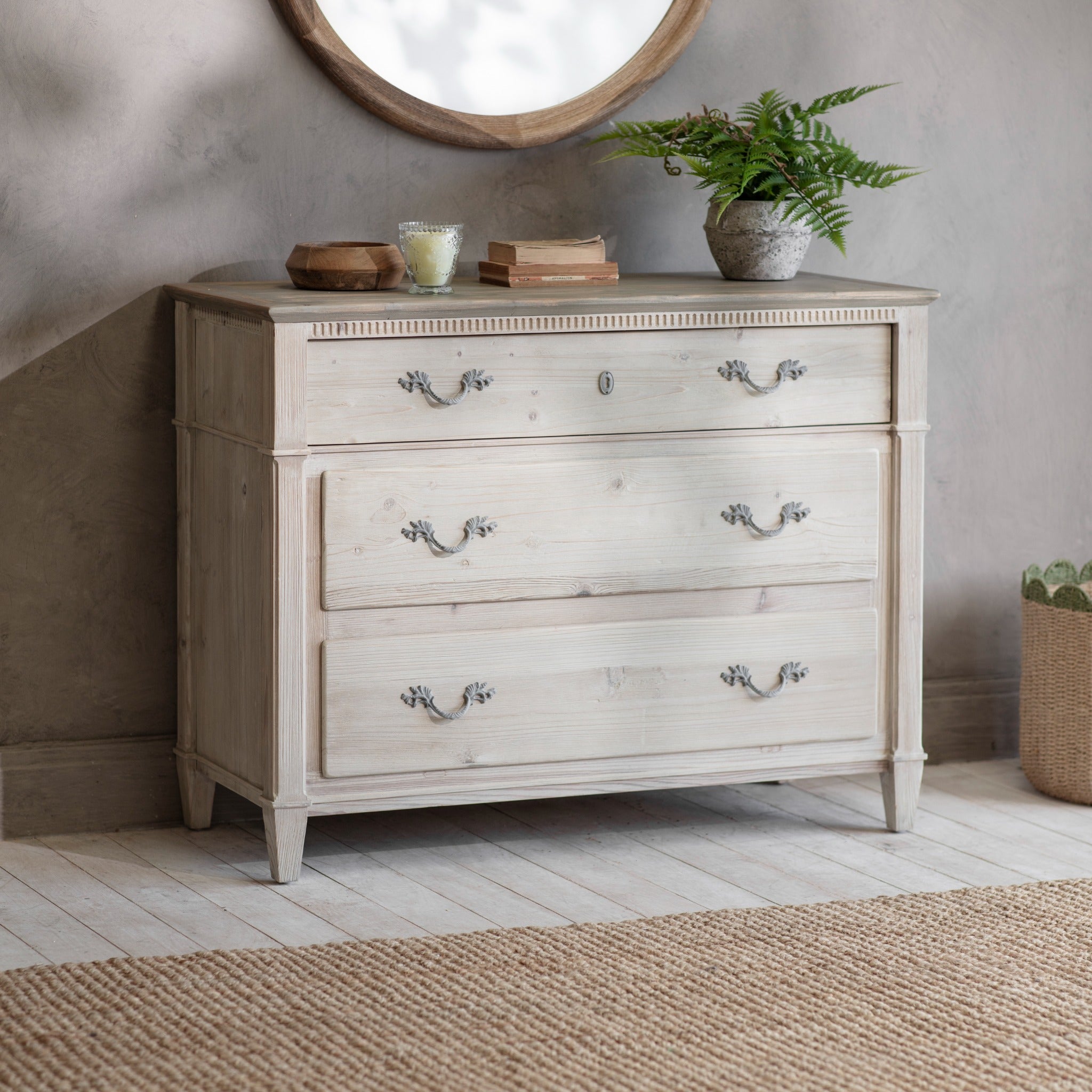 Loumarin Large Chest of 3 Drawers