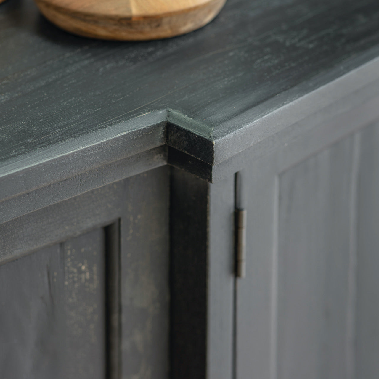 Loumarin Black Sideboard