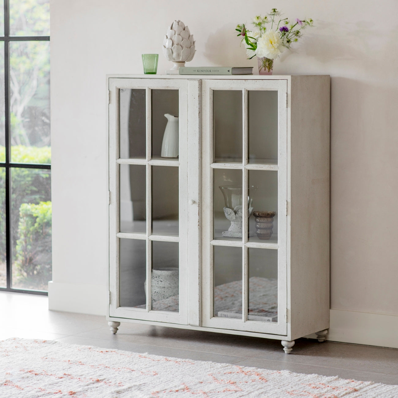 Loumarin Small Glass Door Cabinet