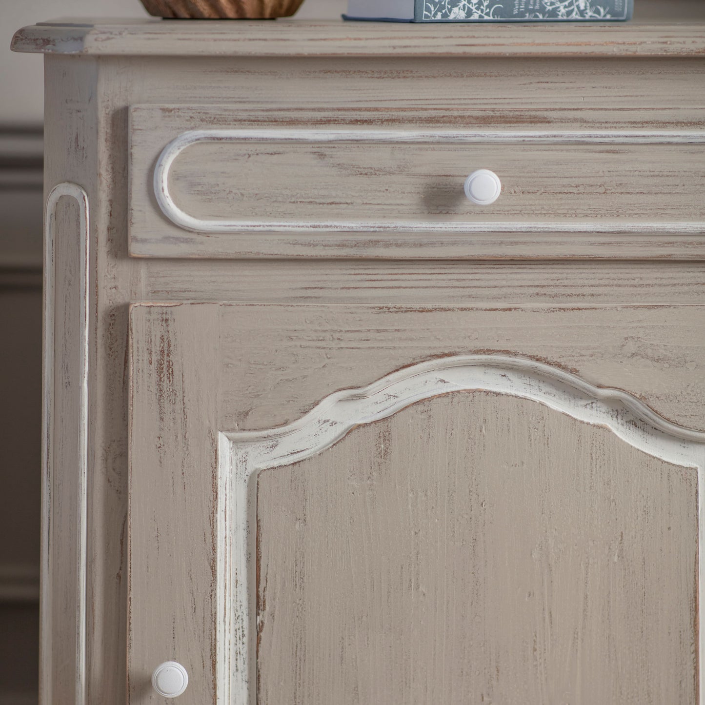 Loumarin Side Table (Left Open)