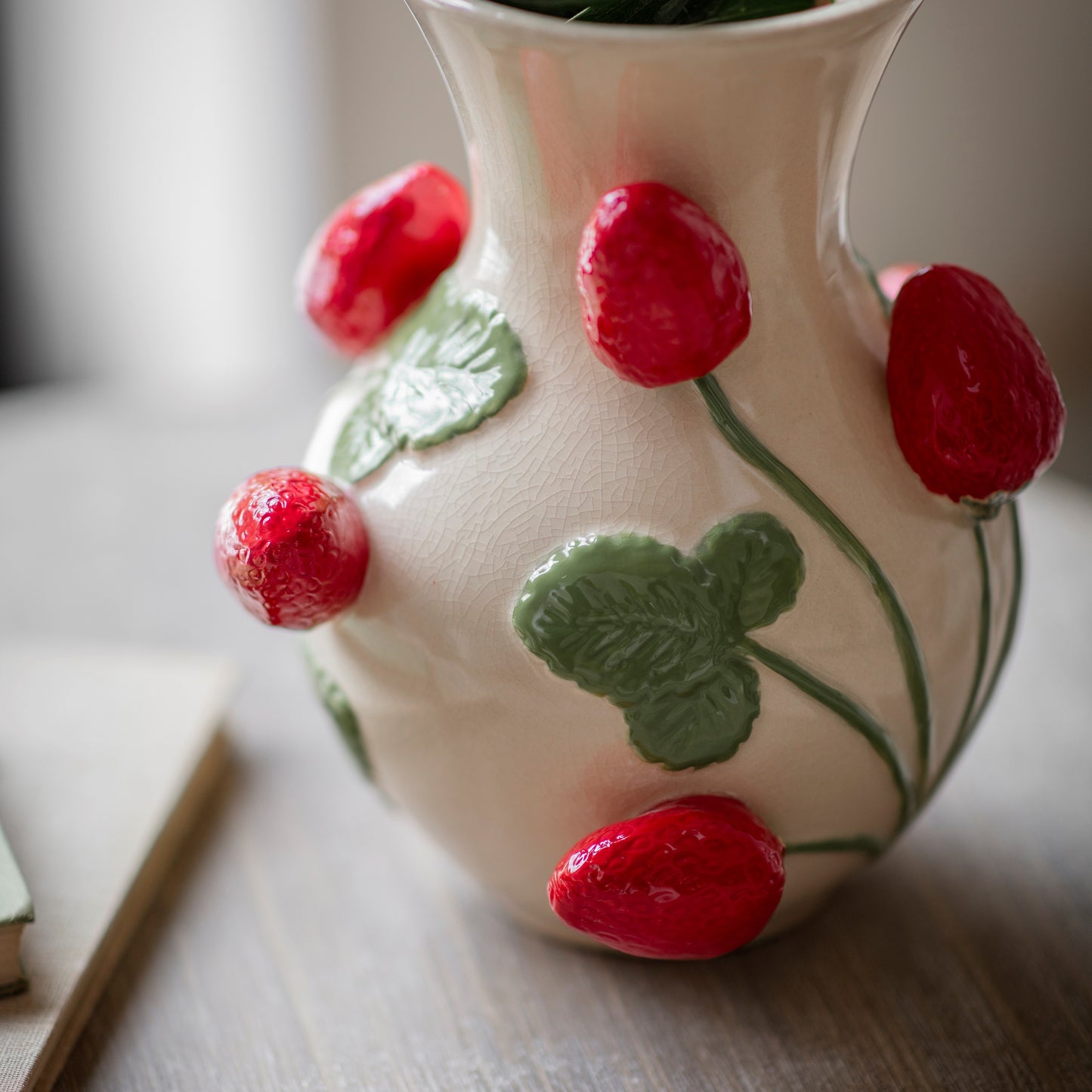Portloe Strawberry Vase