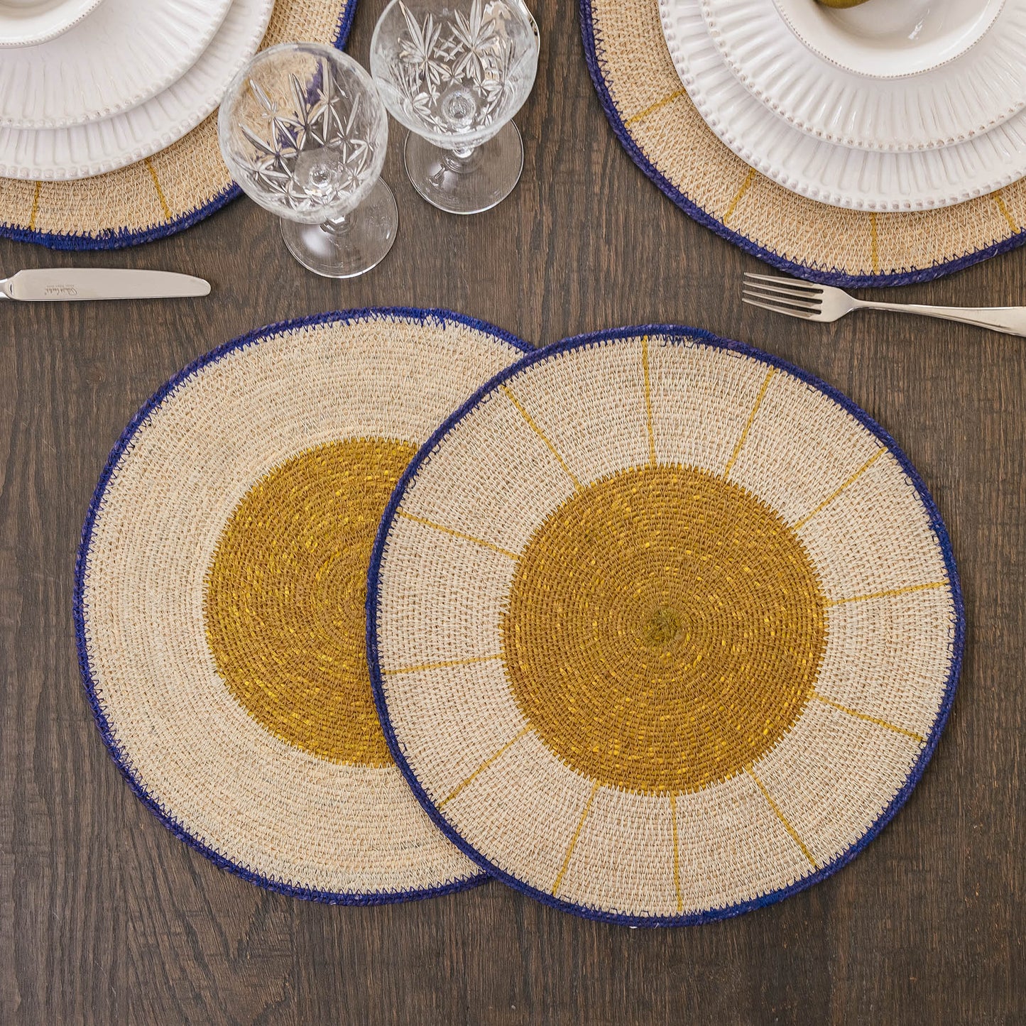Hemlington 38cm Yellow Placemat with Navy Border