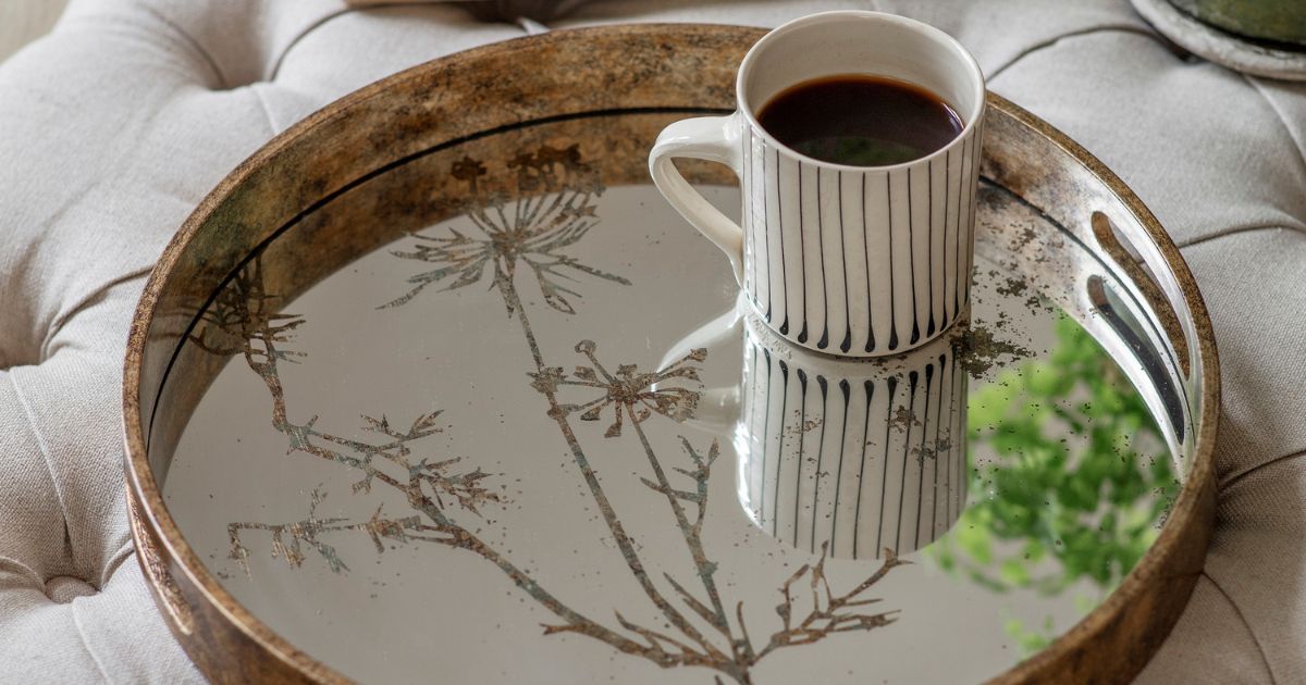 Discover decorative and functional trays for serving, styling and storage – perfect for tables, ottomans or entertaining at home.