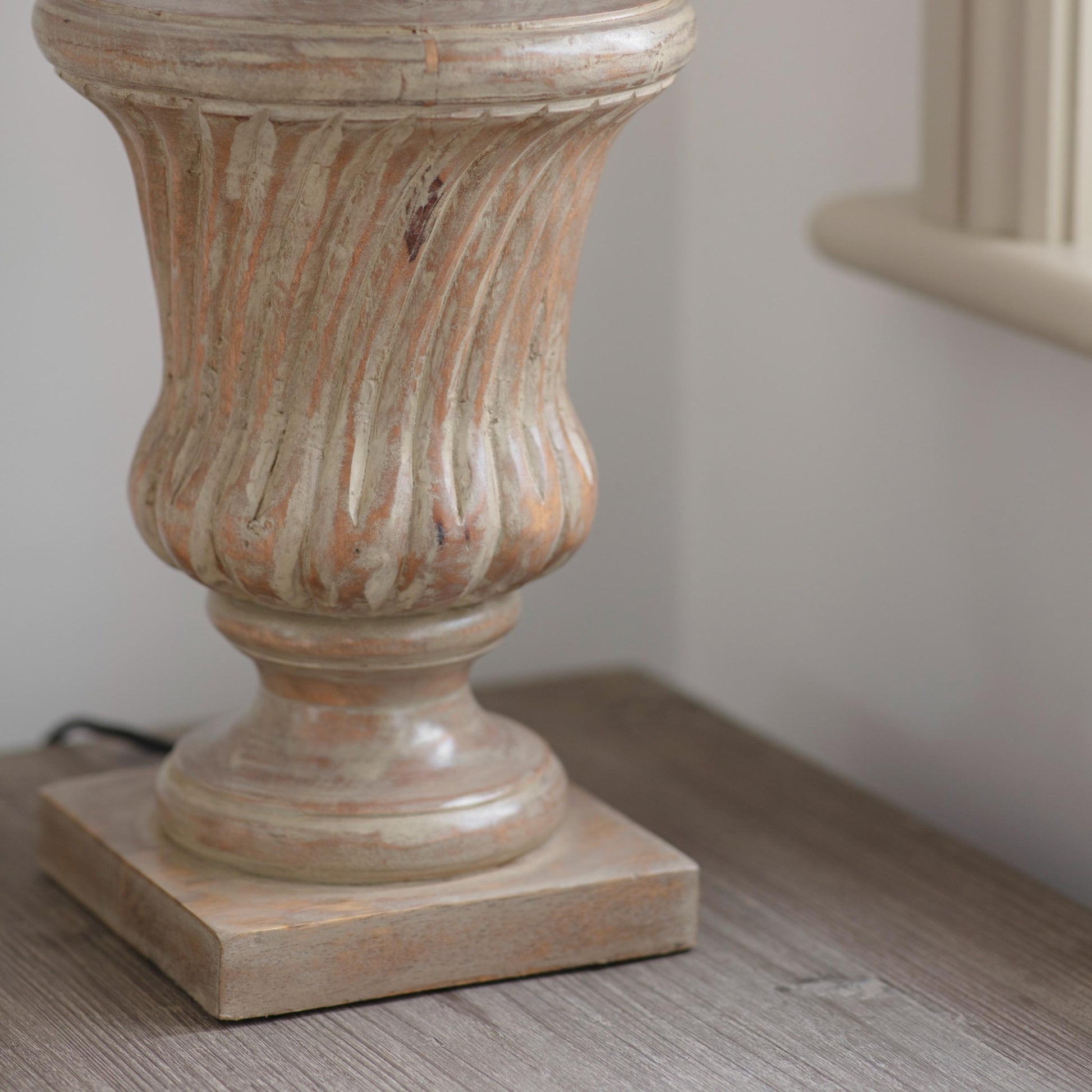 Fort William Wooden Table Lamp