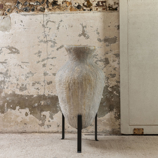Yarnton Oversized Resin Urn