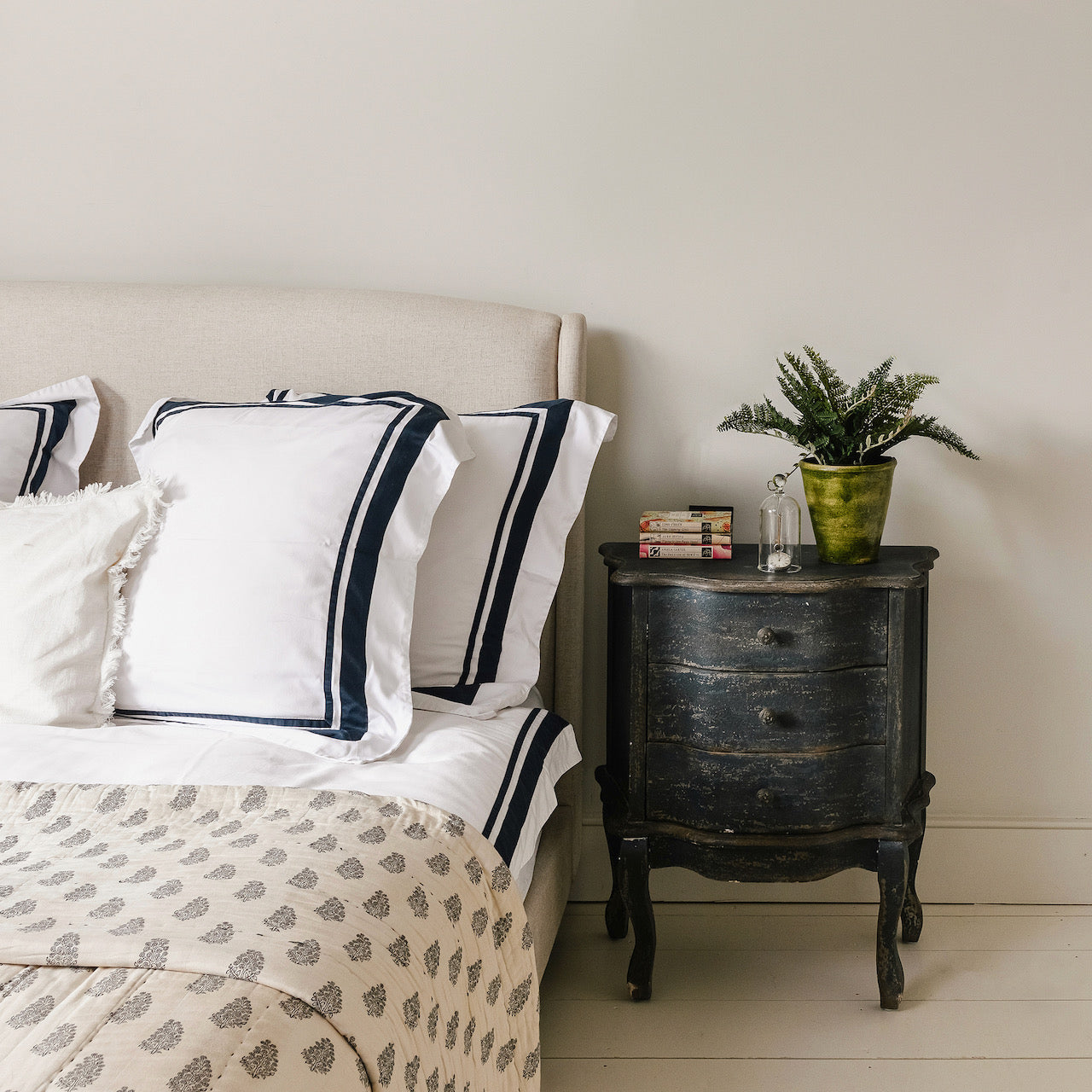 Clovelly 3 Drawer Bedside Table
