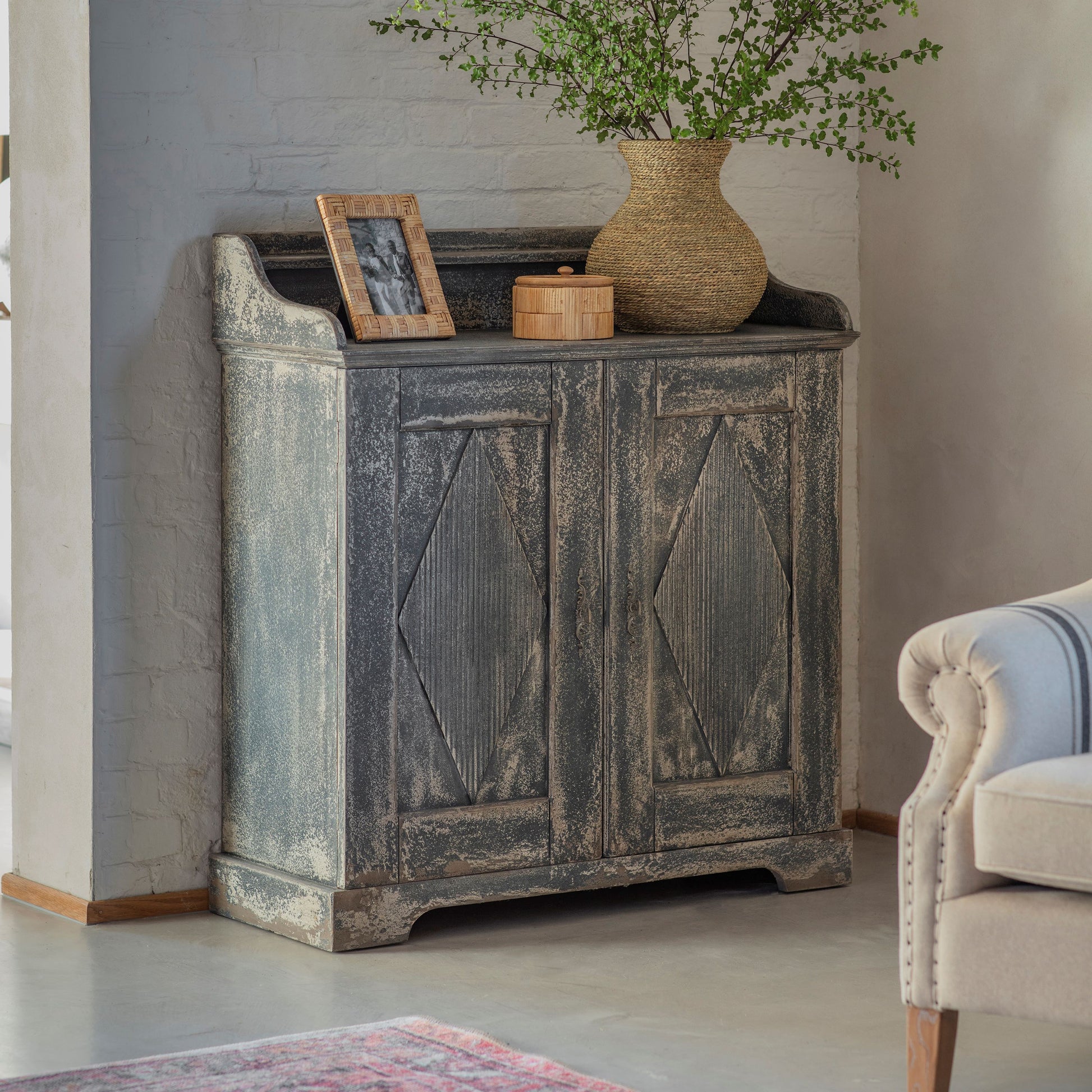 Elcombe 2 Door Cabinet