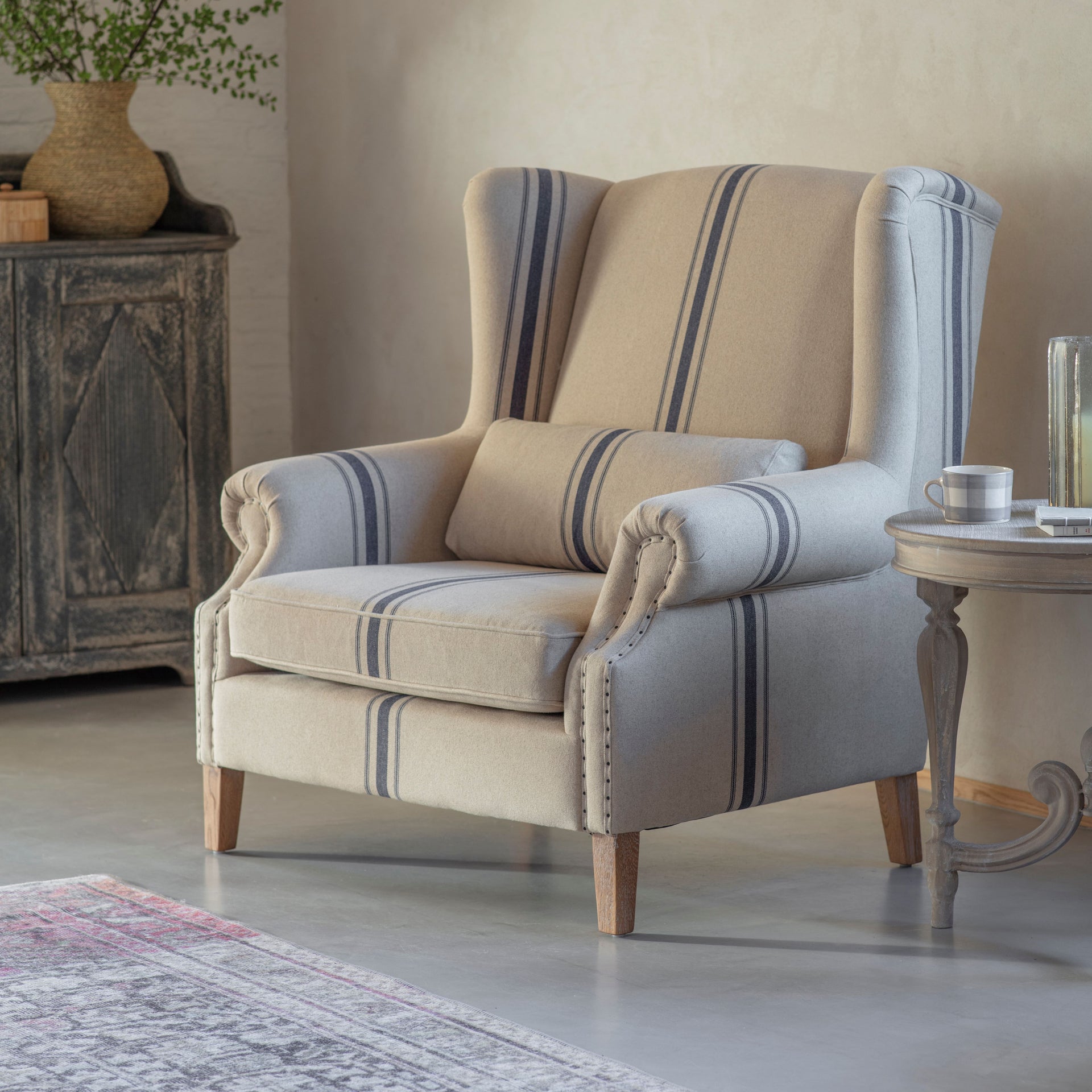 Monroe Stripe Loveseat