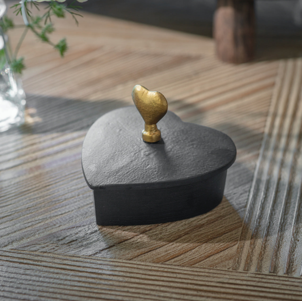 Langford Black Heart Box with Heart Lid