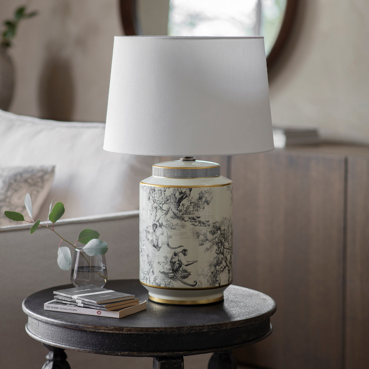 Wellow Toile Table Lamp