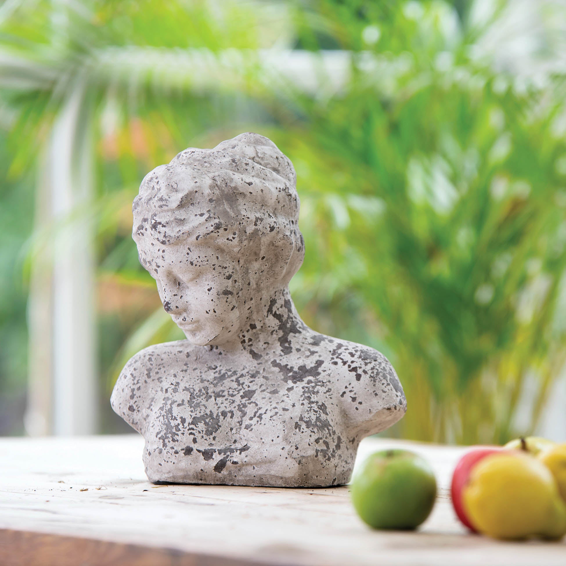 Birkdale Large Stone Bust