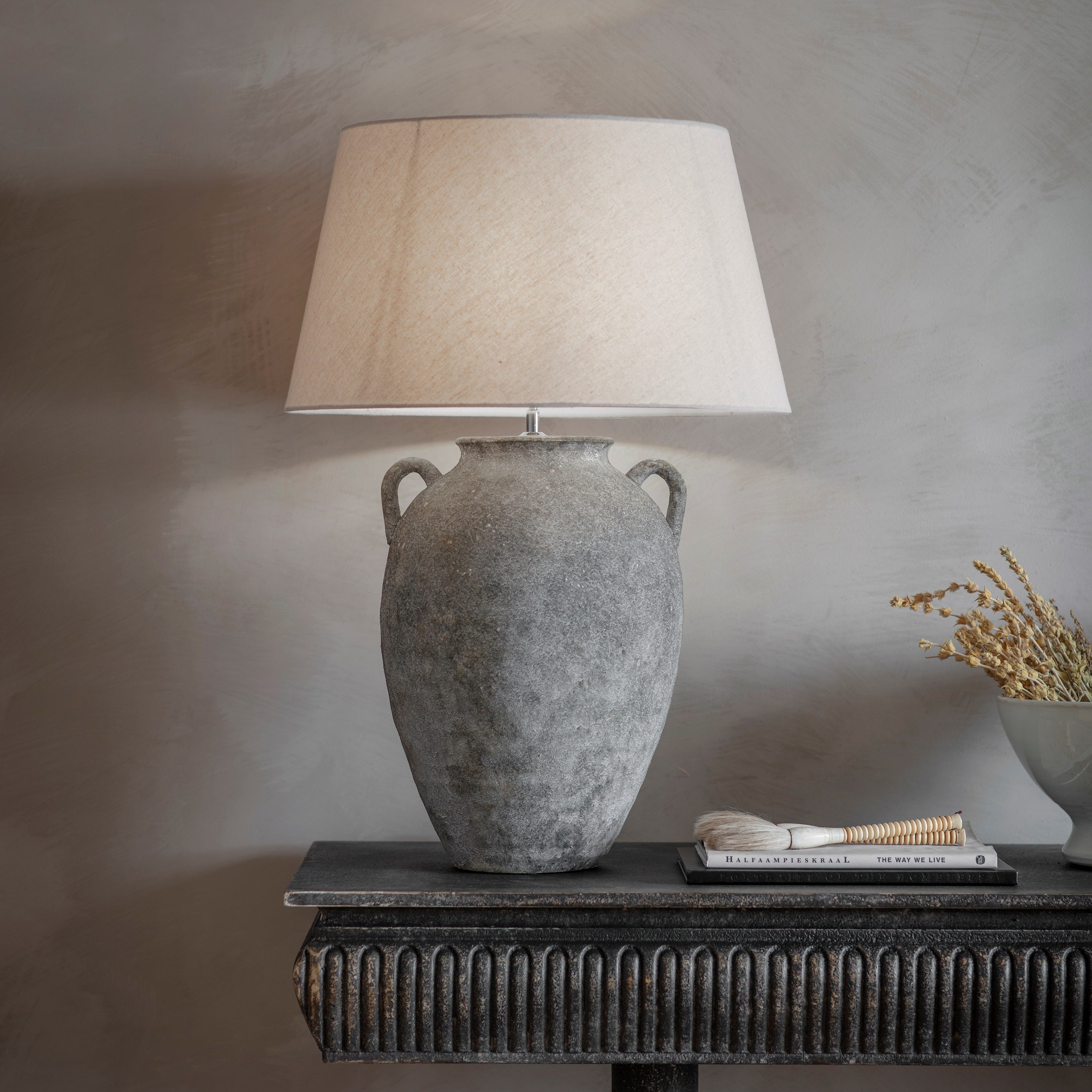 Bradwell Urn Table LampSET THE MOOD LIGHT UP YOUR HOME