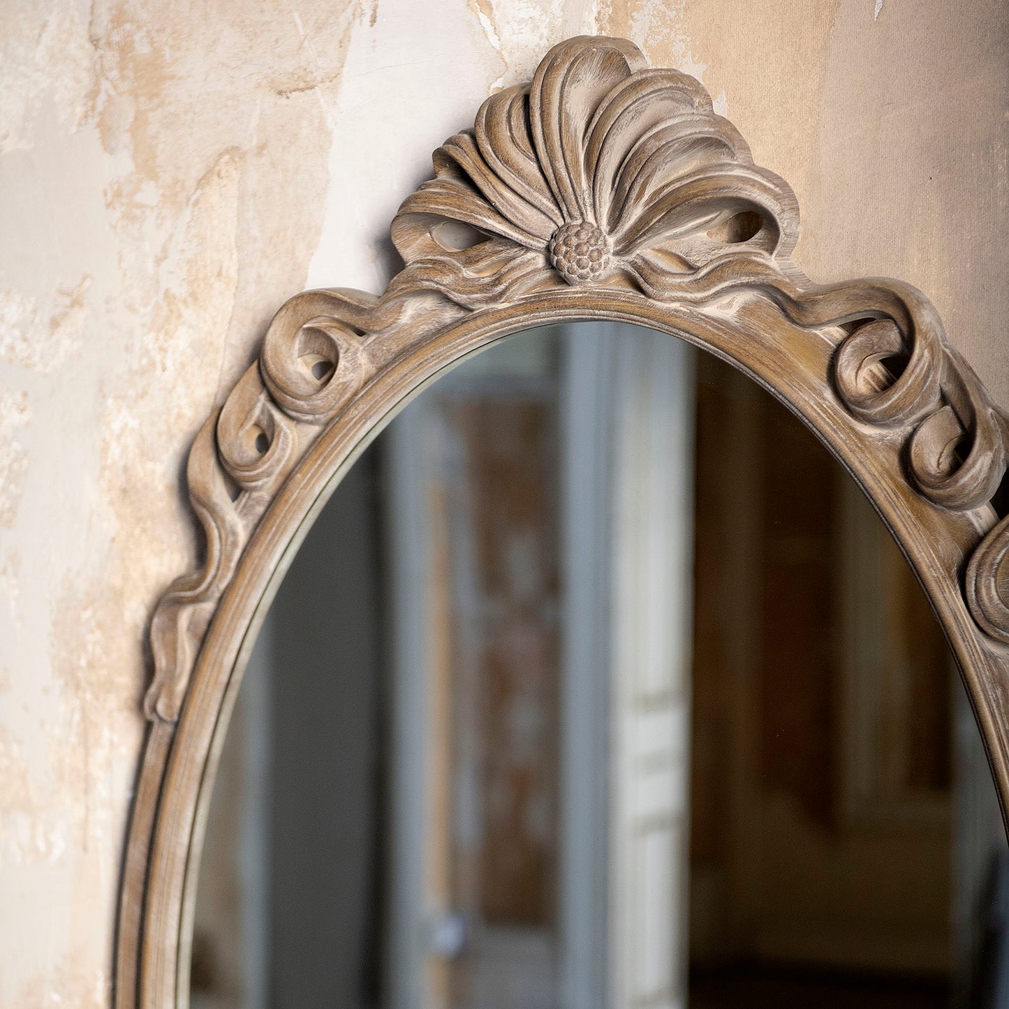 Wilton Natural Ribbon Top Oval Mirror