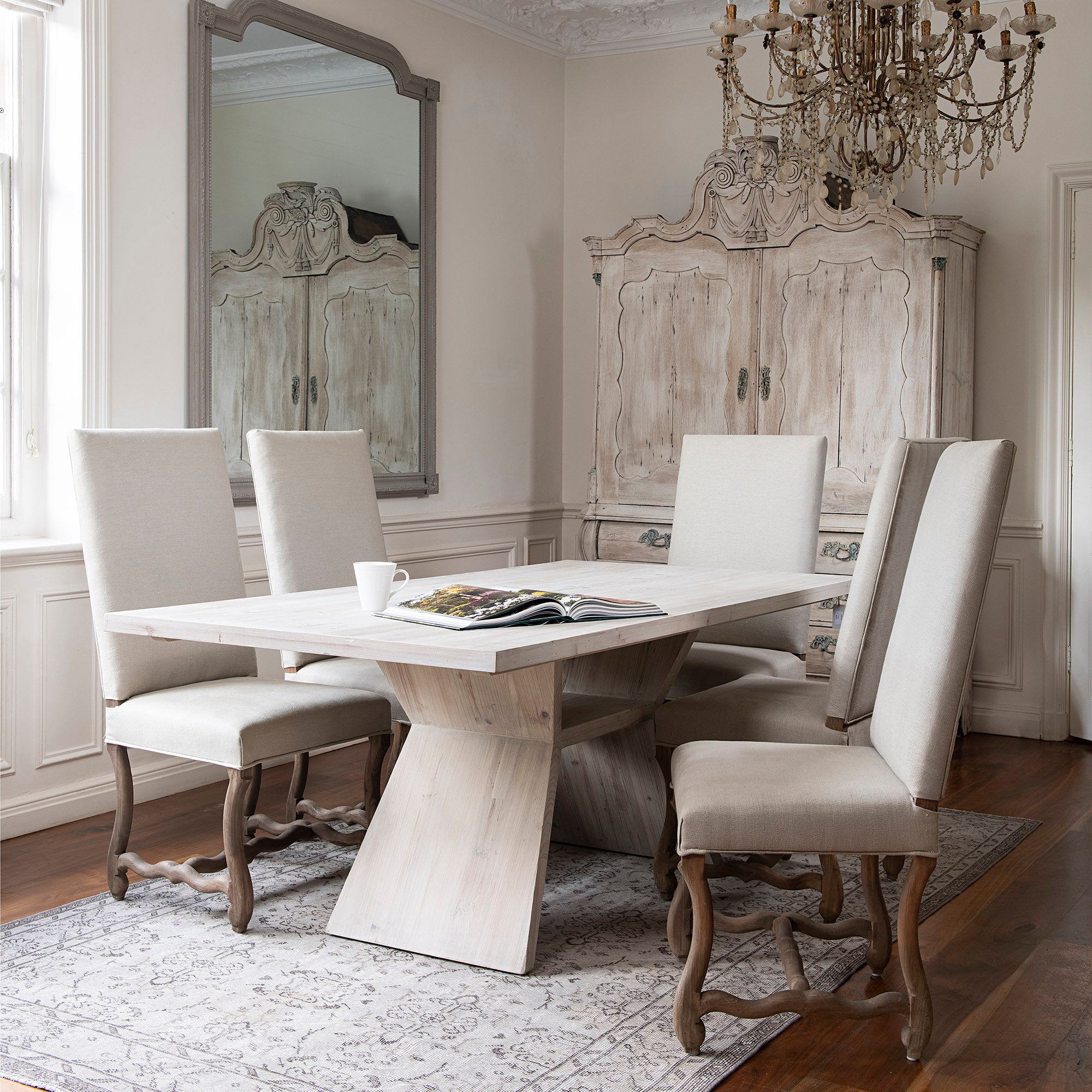San Clemente Dining Table