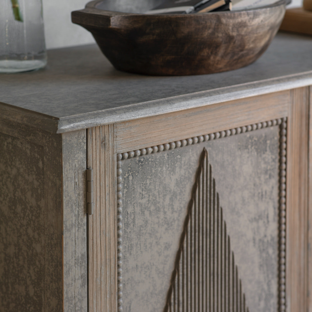 Loumarin Cabinet