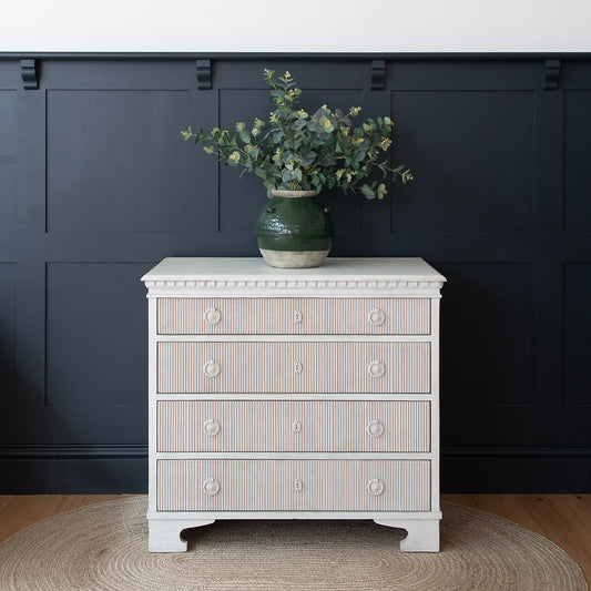 Loumarin Large Ribbed Chest of 4 Drawers