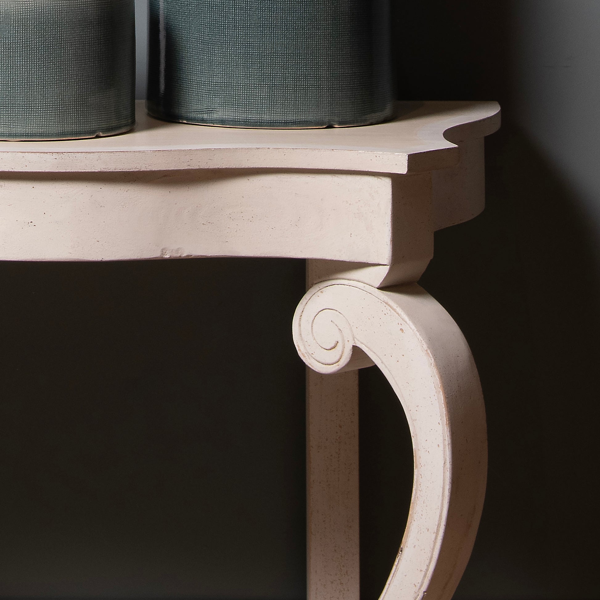 Loumarin Small Console Table