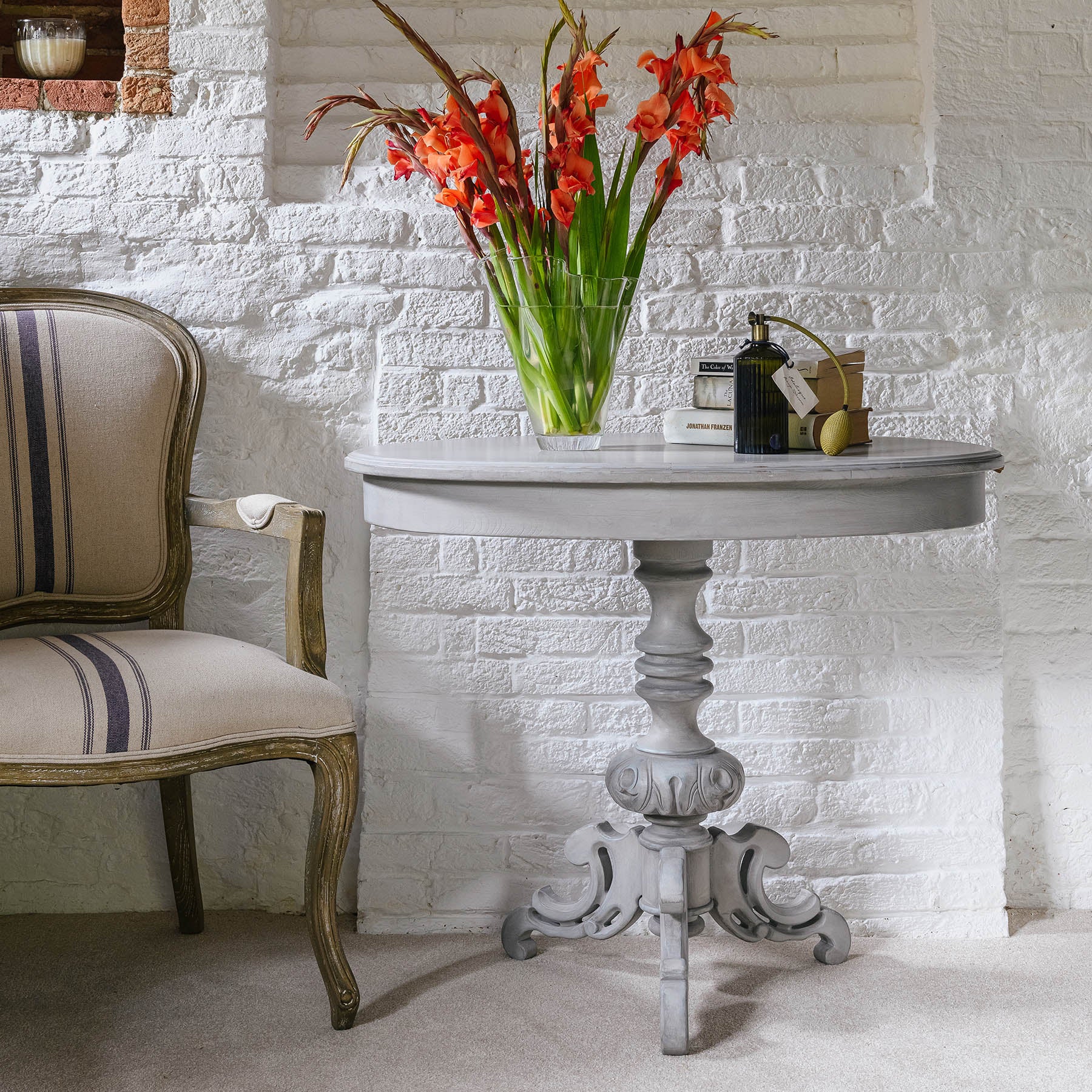 Loumarin Oval Side Table