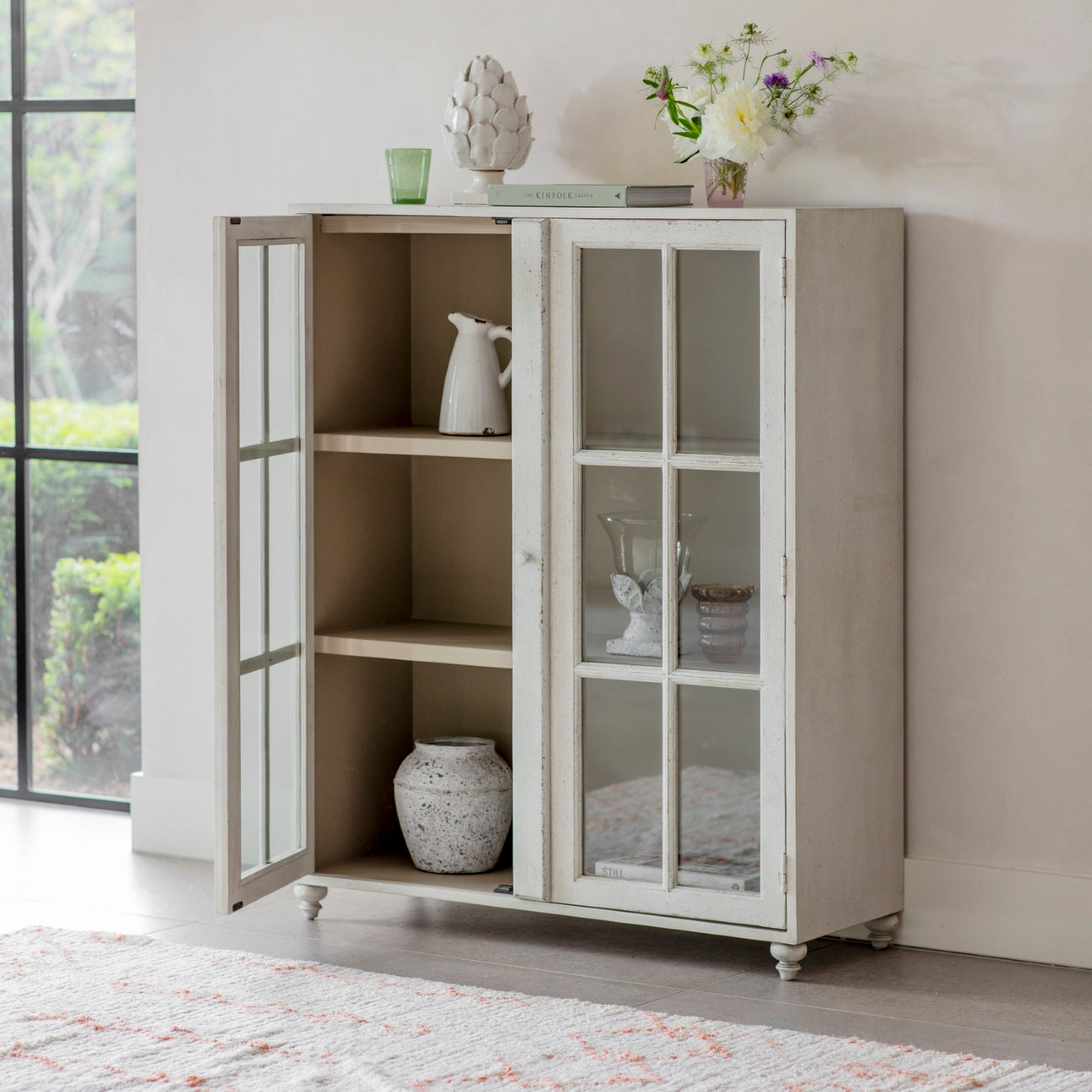 Loumarin Small Glass Door Cabinet