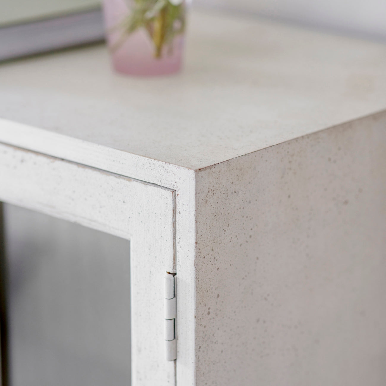 Loumarin Small Glass Door Cabinet