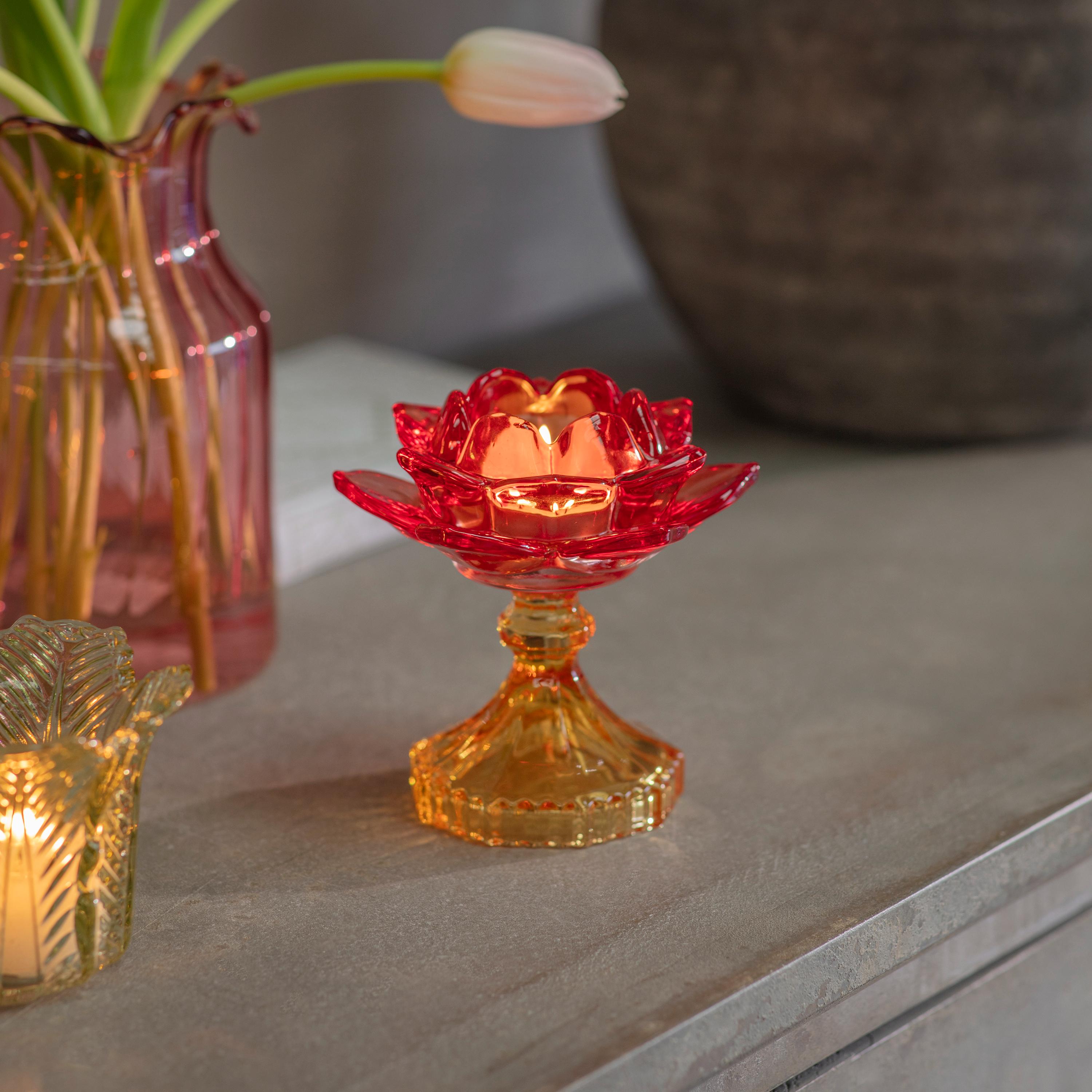 Twyford Tall Tulip Candlestick – One.World