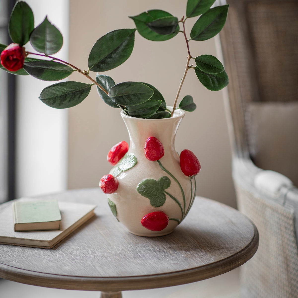 Portloe Strawberry Vase